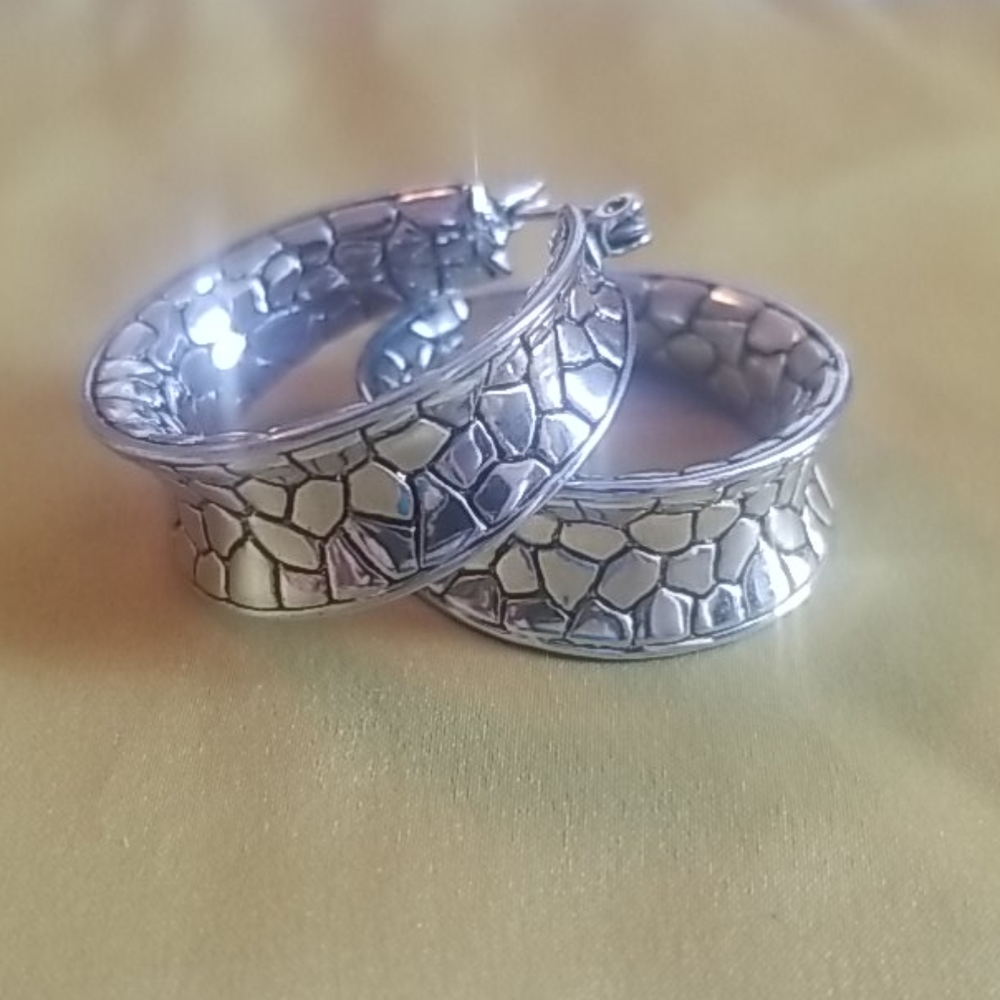Earring bundle - Picture 3 of 4